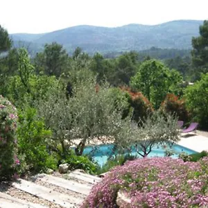 https://bastide-saint-bernard.fr-provencehotel.com